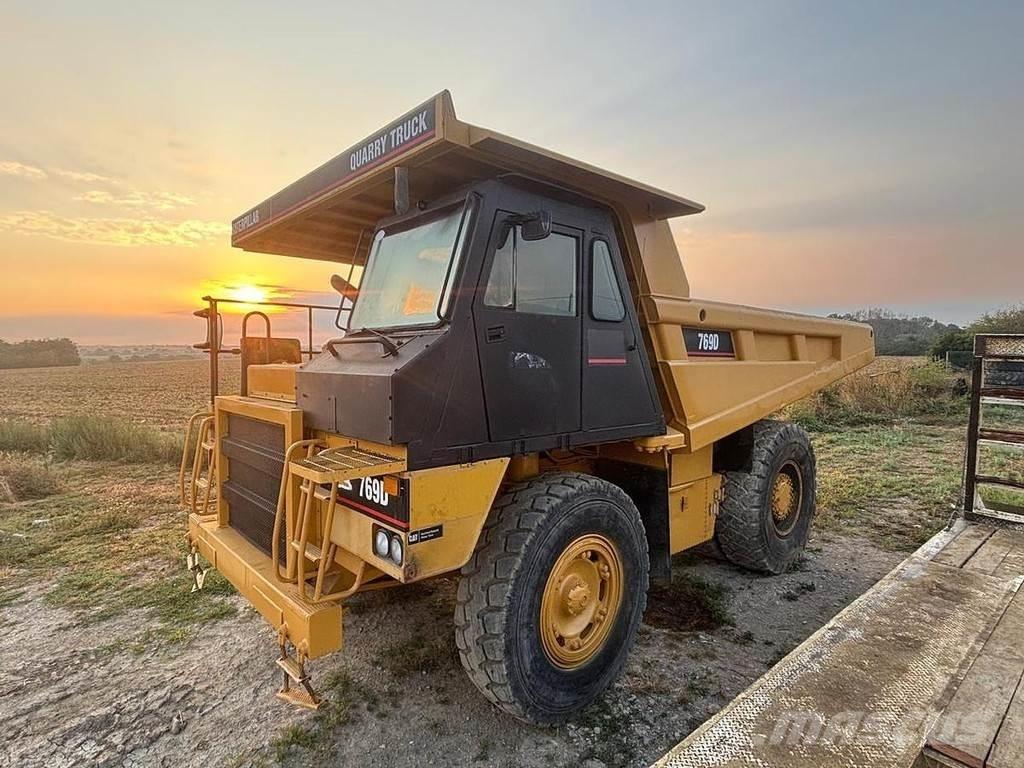 CAT 769D Minitractor de teren