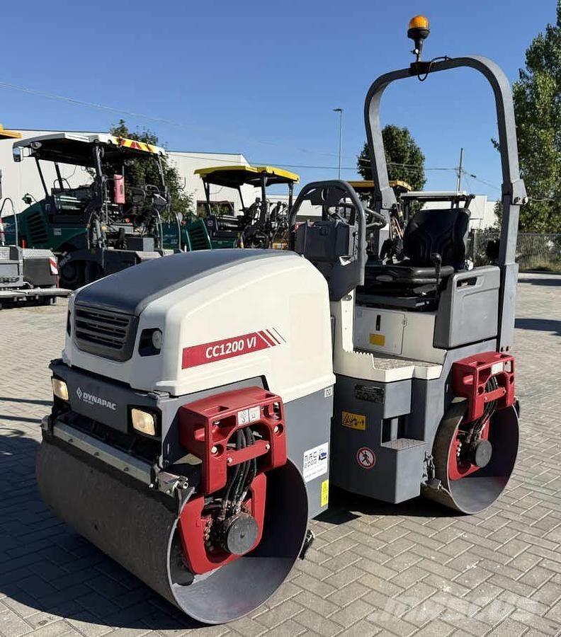 Dynapac CC 1200 VI Cilindri compactori dubli