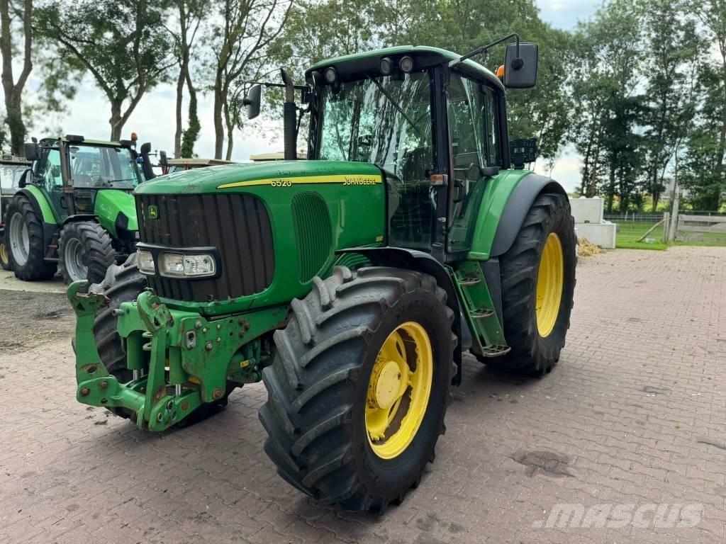 John Deere 6520 Tractoare