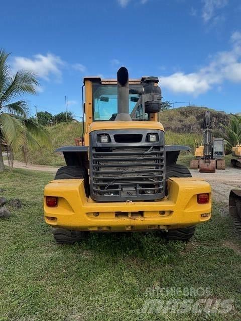 Volvo L 90 F Incarcator pe pneuri