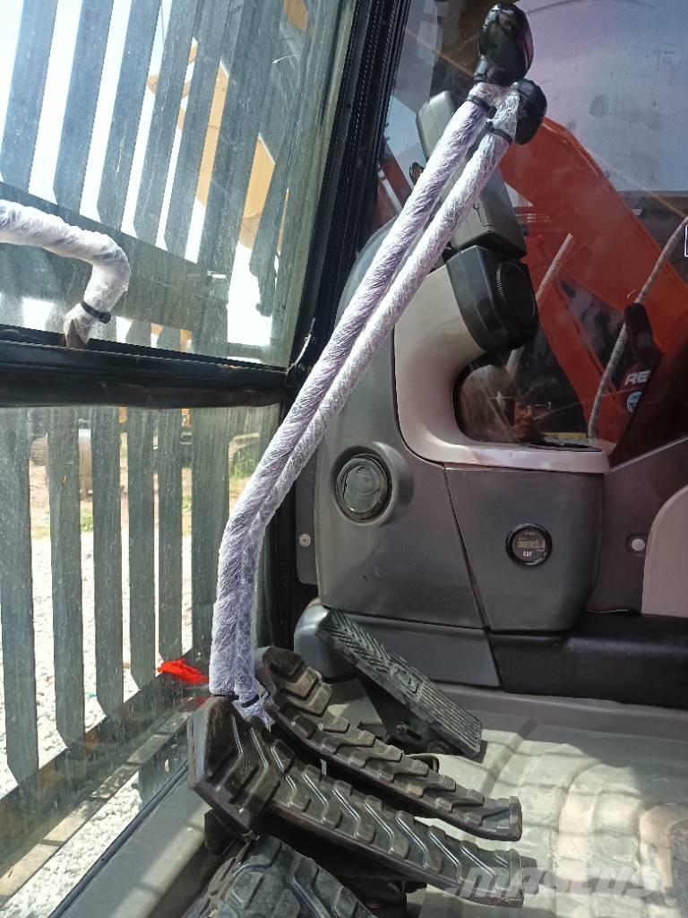 CAT 320D2 Excavatoare pe șenile
