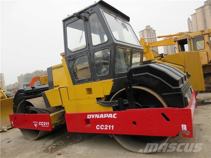Dynapac CC 211 Cilindri compactori dubli
