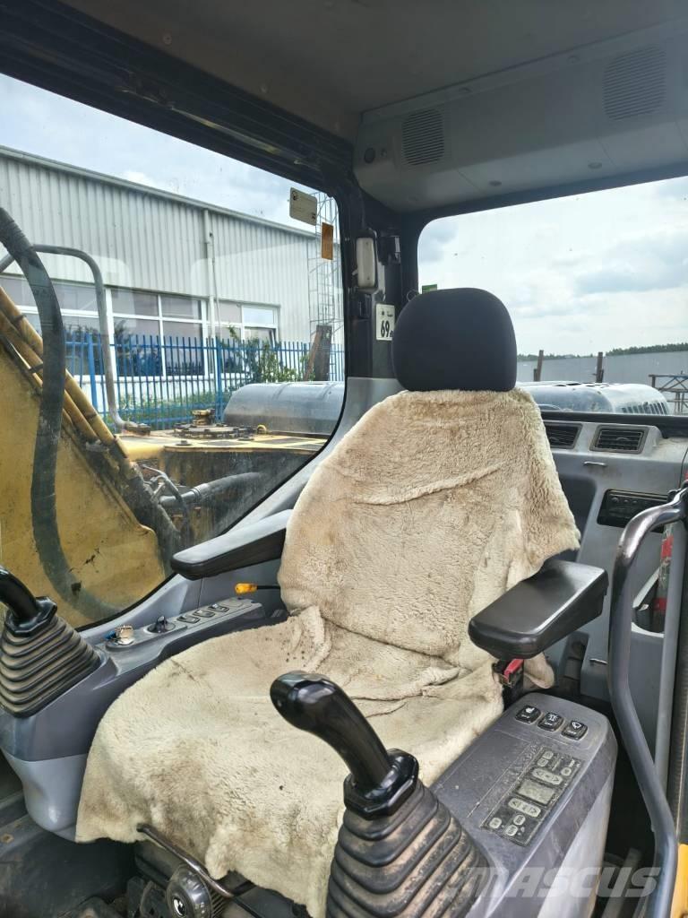 Komatsu PC 160 LC-7K Excavatoare pe șenile
