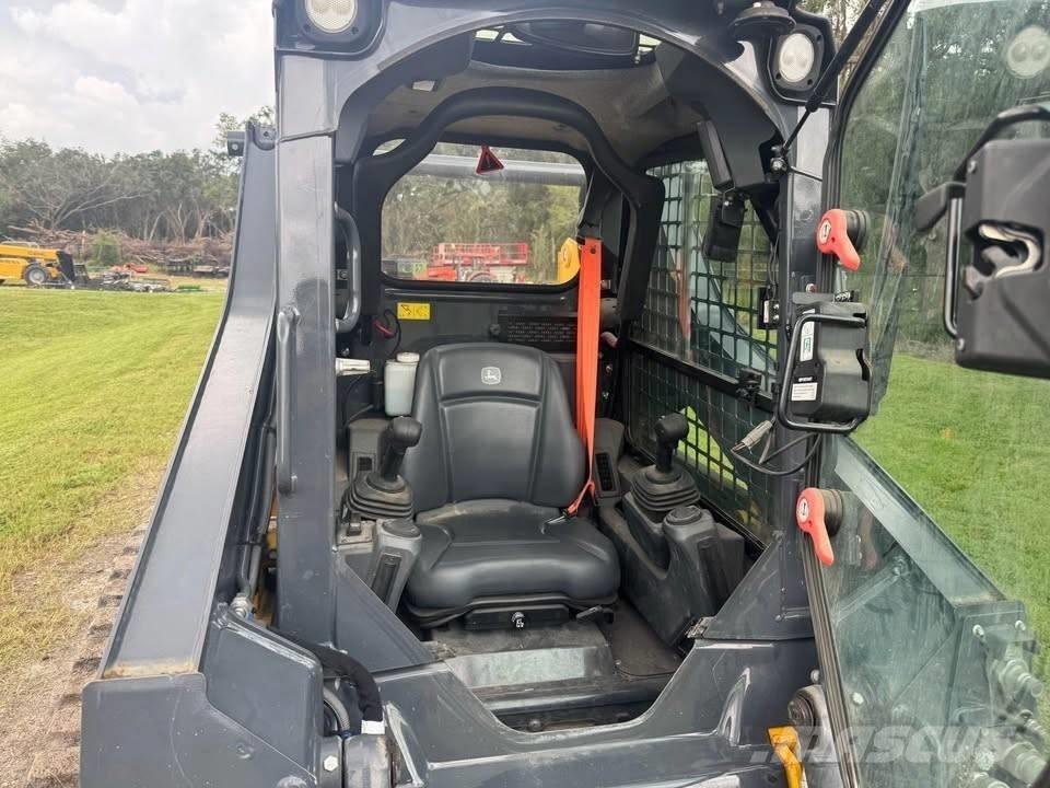 John Deere 317 Mini incarcator