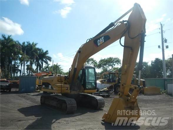 CAT 320D Excavatoare pe șenile
