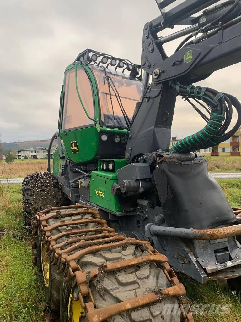 John Deere 1070G Combine forestiere