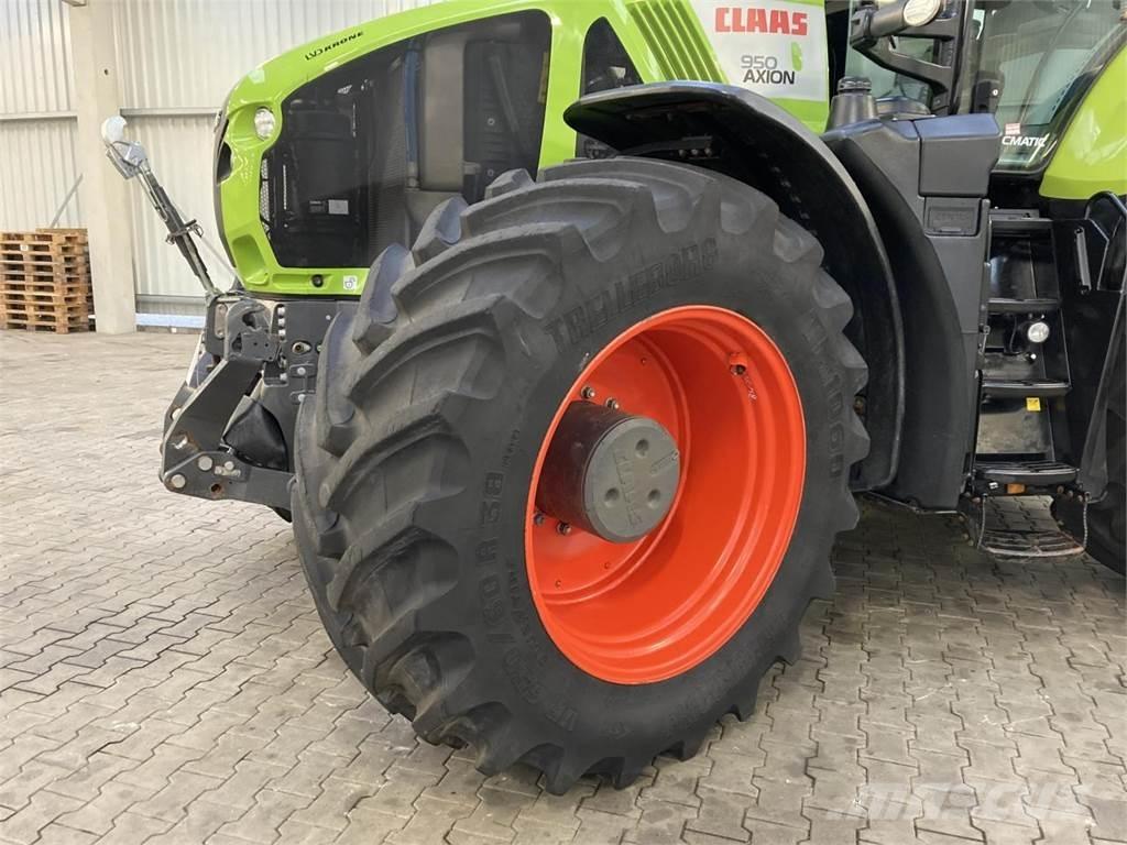 CLAAS Axion 950 Tractoare