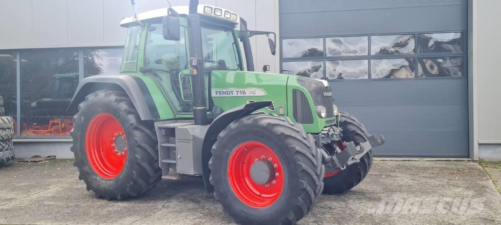 Fendt 718 Vario TMS Tractoare