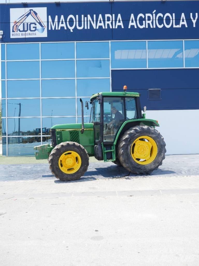 John Deere 6300 Tractoare