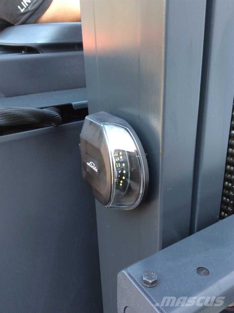 Linde R14 Stivuitor cu catarg retractabil