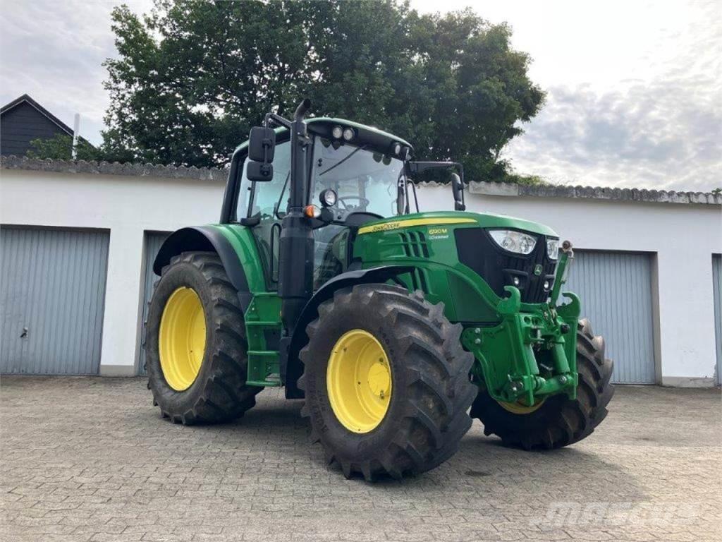 John Deere 6120M Tractoare