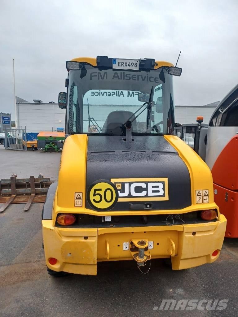 JCB 409 Manipulatoare agricole