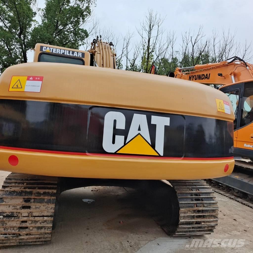 CAT 320 C L Excavatoare pe șenile
