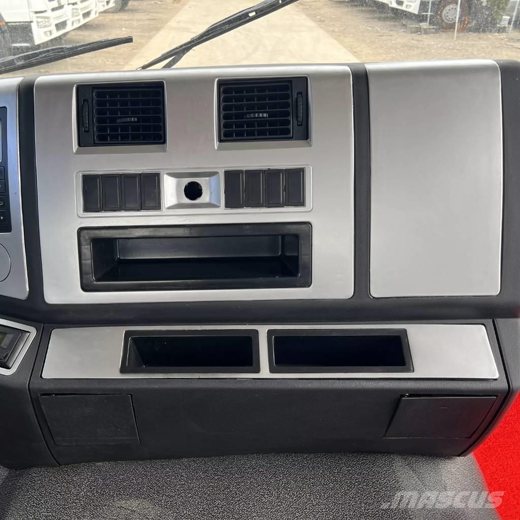 Shacman F3000 6x4 Autotractoare