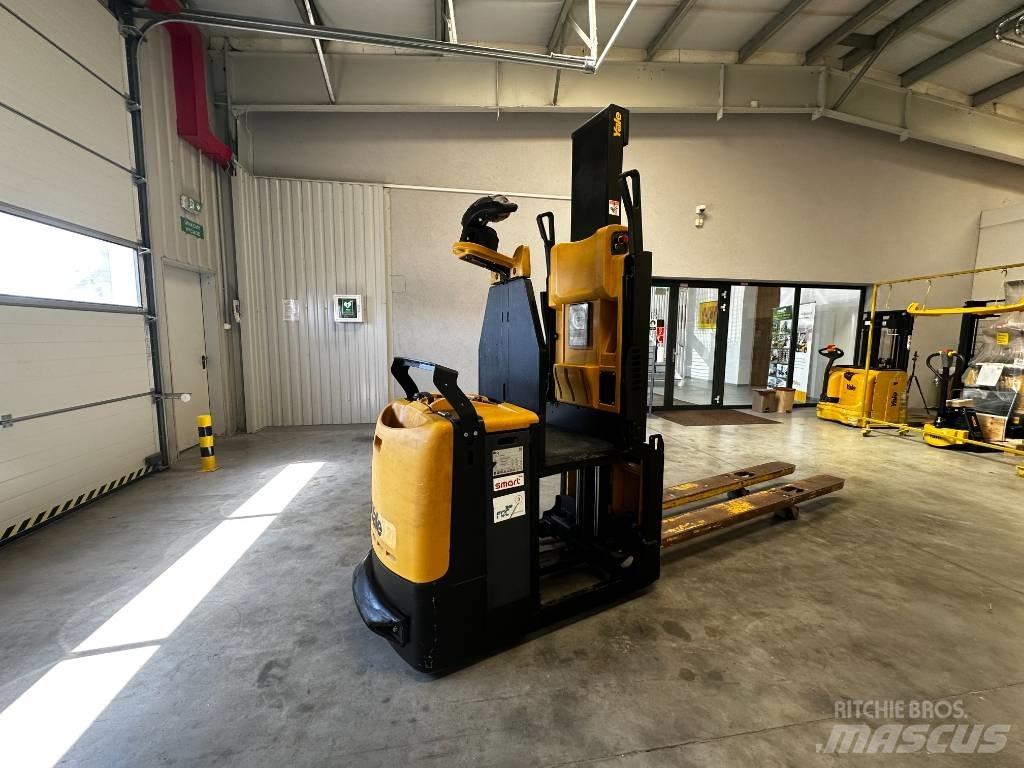 Yale MO20 Stivuitoare de micã inaltime pentu logistica