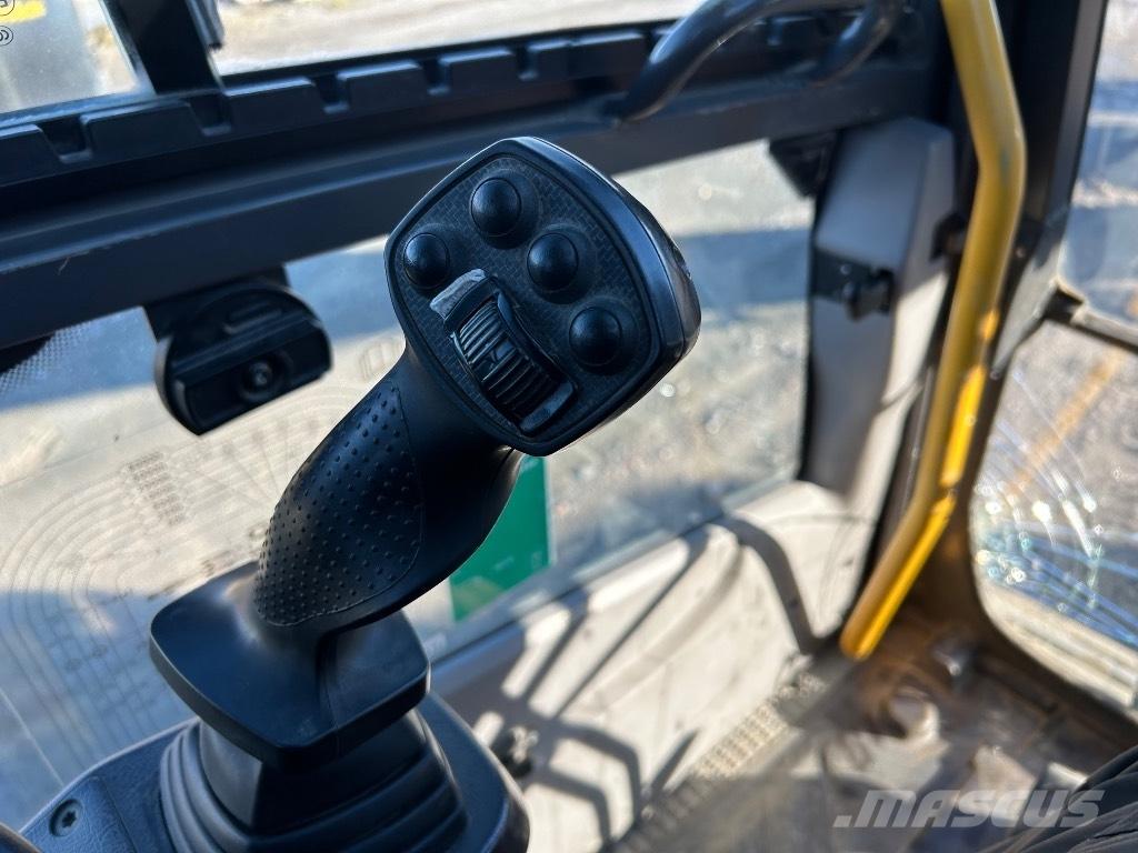 Volvo EC 220 DL Excavatoare pe șenile
