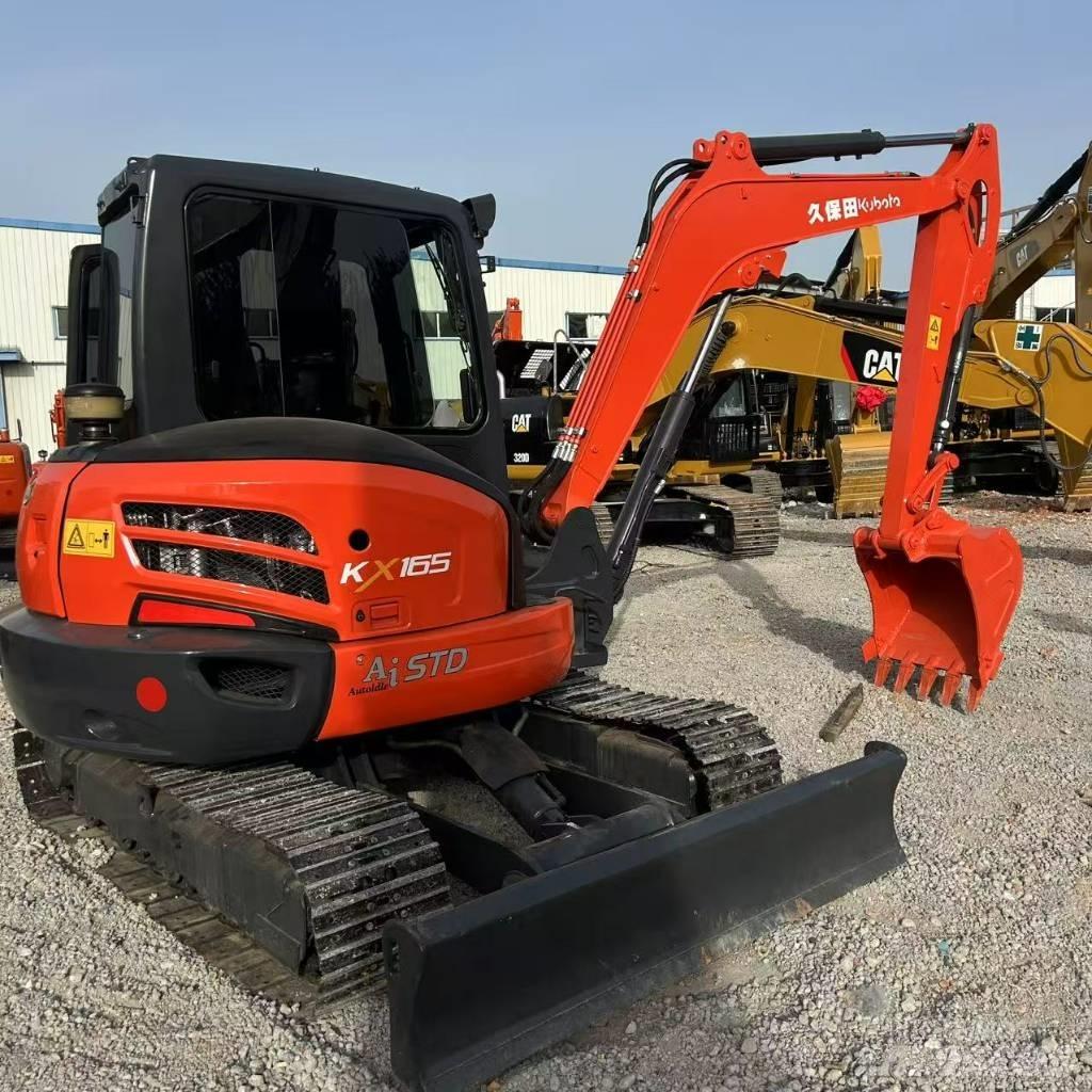 Kubota 165-5 Excavatoare pe șenile
