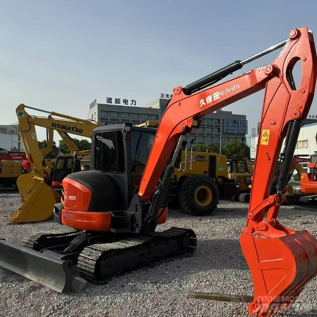 Kubota 165-5 Excavatoare pe șenile
