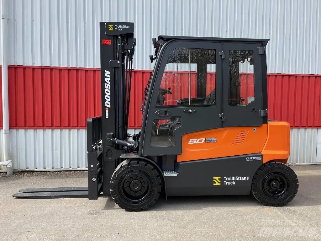 Doosan B 50 X-7 Stivuitor electric