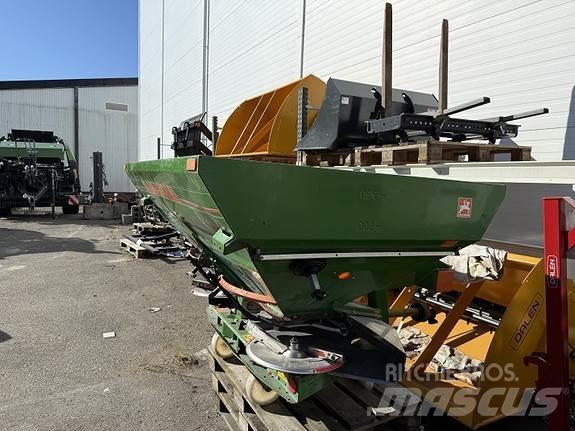 Amazone ZA-M 900 Împrastierea mineralelor