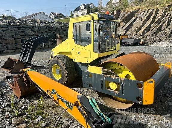 Bomag BW211 D-3 Pavatoare asfalt