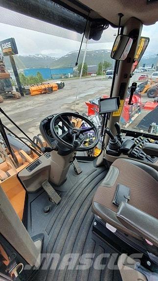 CASE 621F Incarcator pe pneuri
