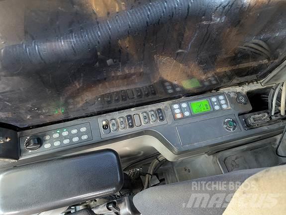 CAT 329EL Excavatoare pe șenile
