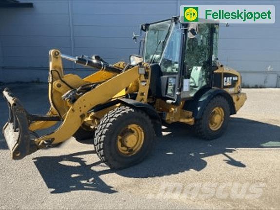 CAT 906hl Incarcator pe pneuri