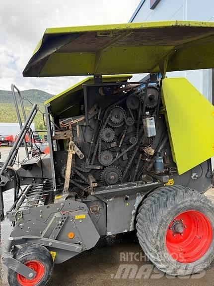  Claaas 374RC Alte echipamente pentru nutret