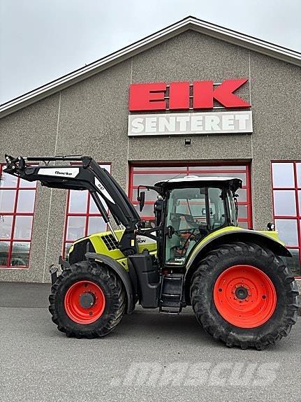 CLAAS Arion 640 Tractoare