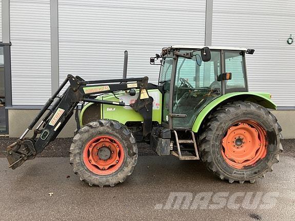 CLAAS Celtis 446 Tractoare