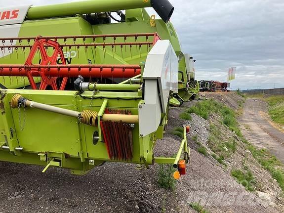 CLAAS Lexion 420 Combine de secerat