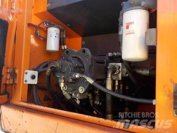 Doosan DX225LC-3 Excavatoare pe șenile
