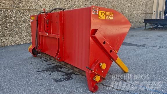 Duun SA1800 Dispersare nisip si sare