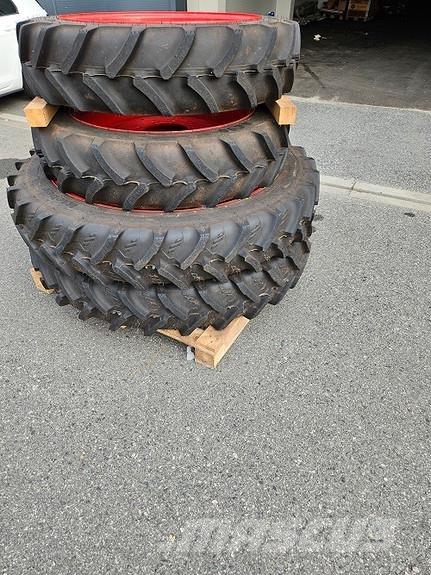 Fendt 200 Tractoare