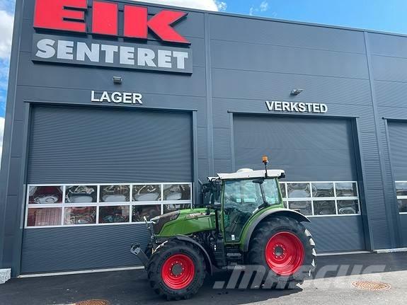 Fendt 211 Profi+ Tractoare