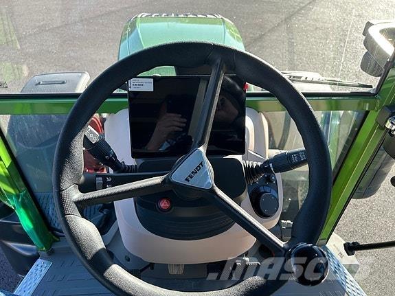 Fendt 211 Profi Tractoare