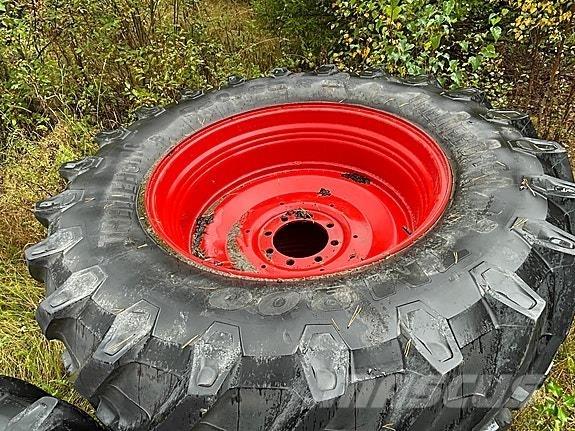 Fendt 415 Tractoare