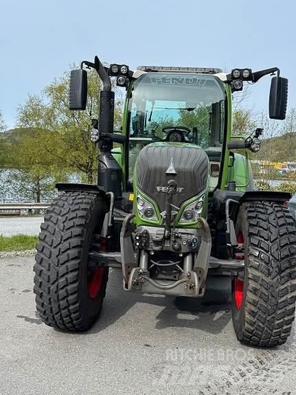 Fendt 516 S4 Tractoare