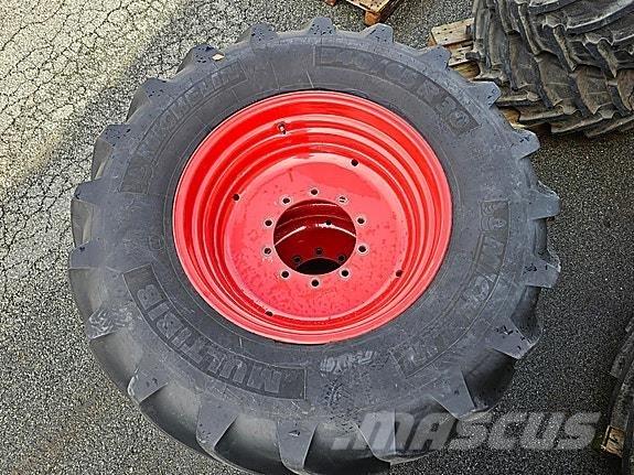 Fendt 700 Tractoare