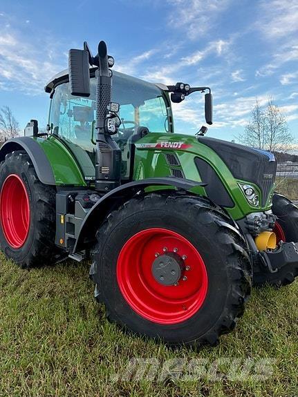 Fendt 724 Profi+ Tractoare