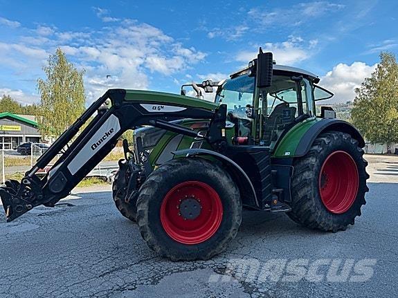 Fendt 724 Vario Tractoare
