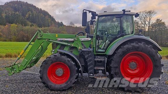 Fendt 724 Vario Tractoare