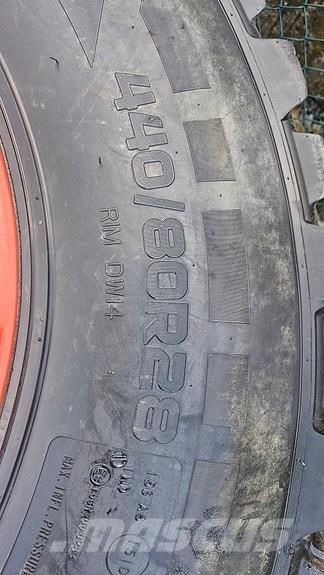 Fendt 724 Vario Tractoare