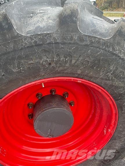 Fendt 828 Vario Tractoare