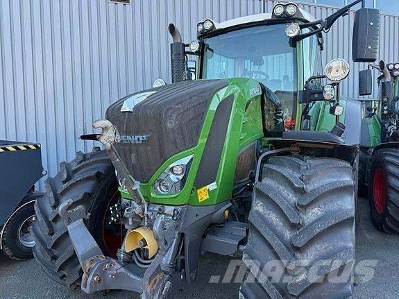Fendt 828 Vario Tractoare