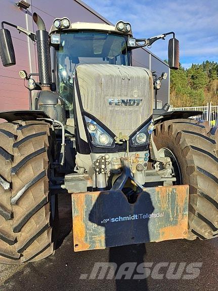 Fendt 828 Vario Tractoare