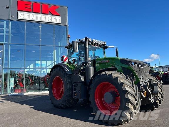 Fendt 942 Gen7 Tractoare