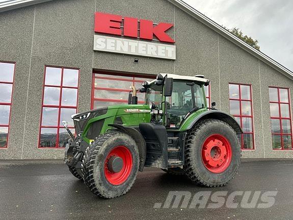Fendt 942 VARIO Tractoare