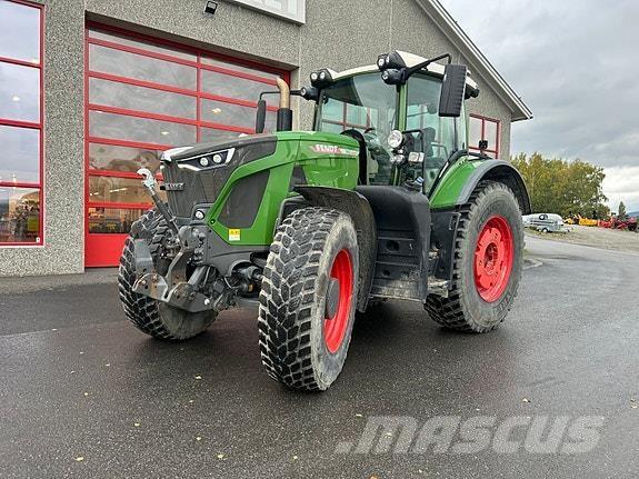 Fendt 942 VARIO Tractoare